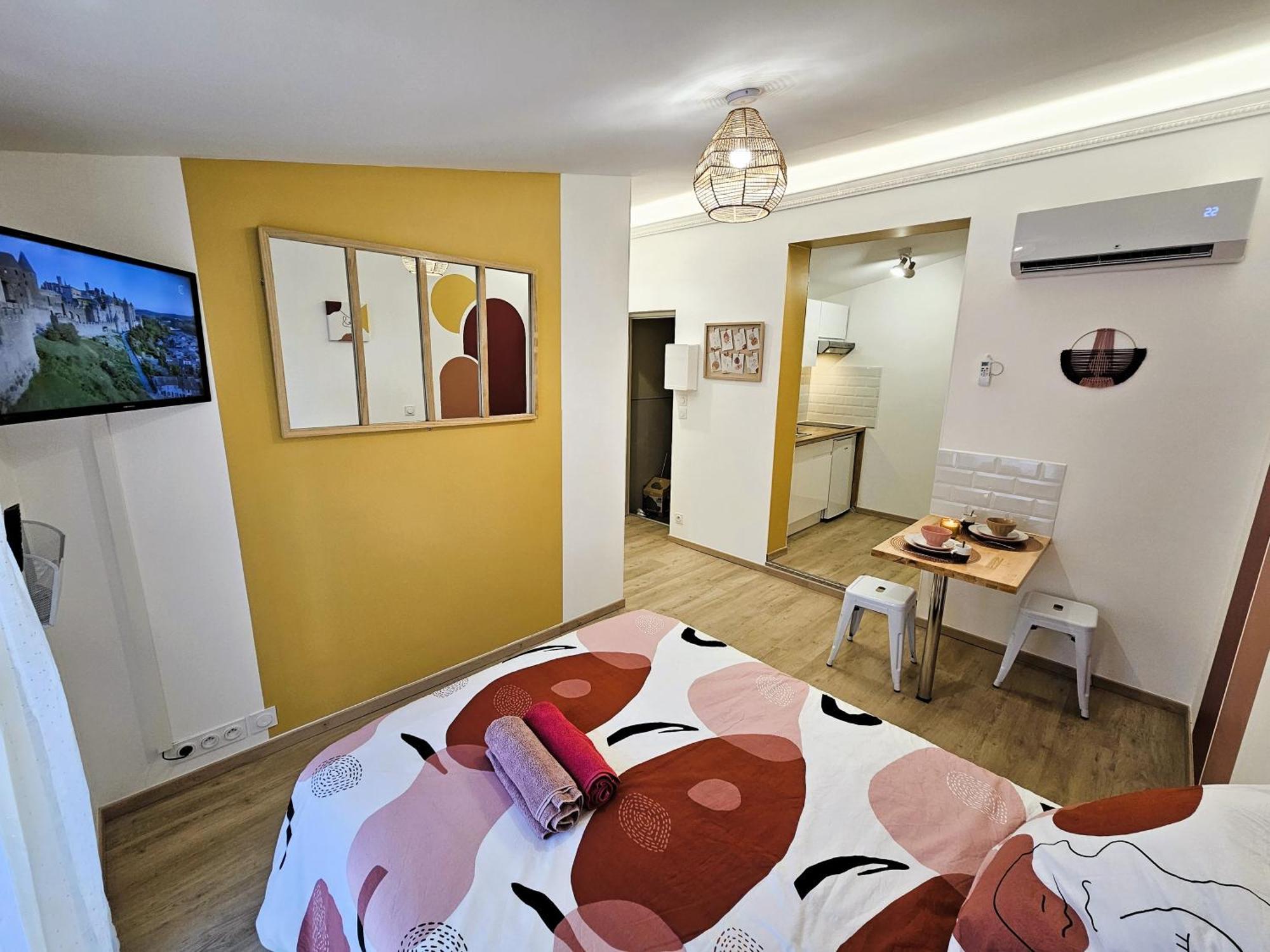 Tout Confort ! Centre-Ville, Climatisation, Parking, Wifi, Calme, Tv Carcassone Exterior photo