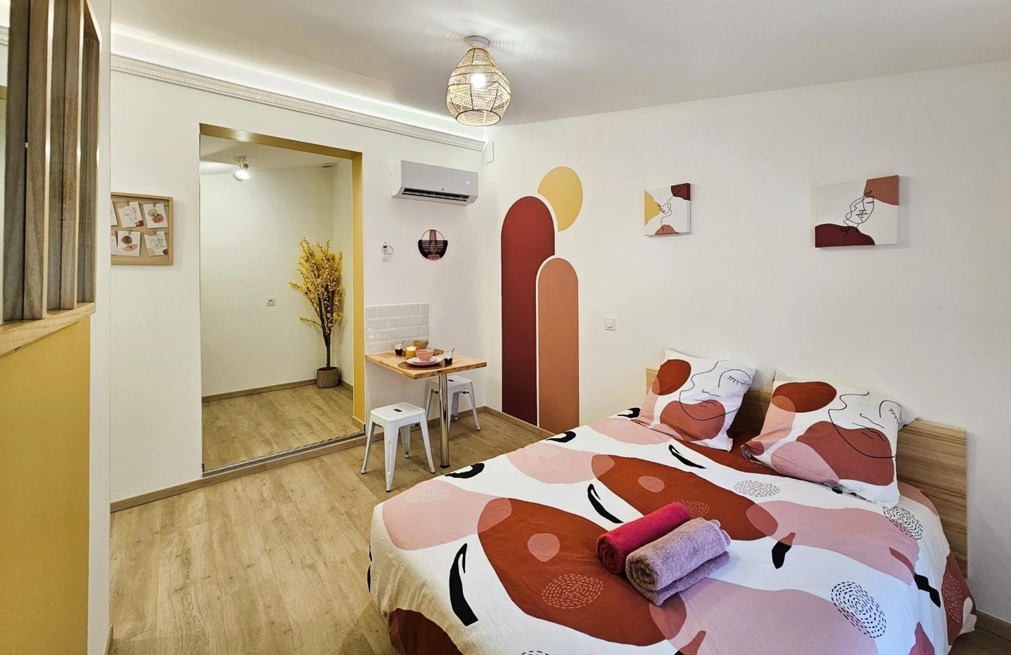 Tout Confort ! Centre-Ville, Climatisation, Parking, Wifi, Calme, Tv Carcassone Exterior photo